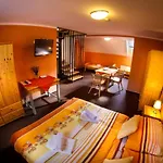 Hotel Horský Sněženka 3*
